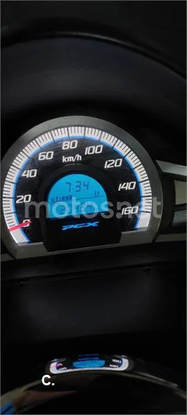 Honda PCX 125 – Vista 6