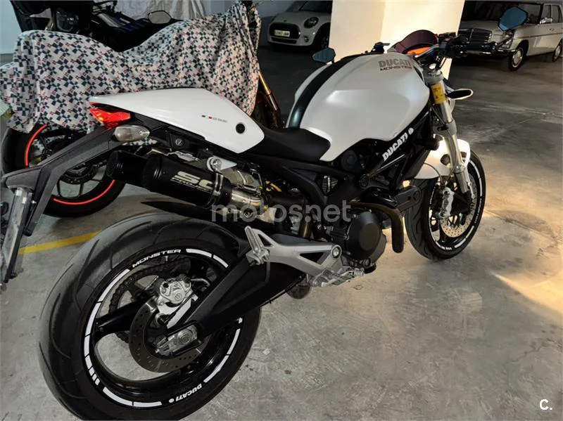 Ducati Monster 696 – Vista 9