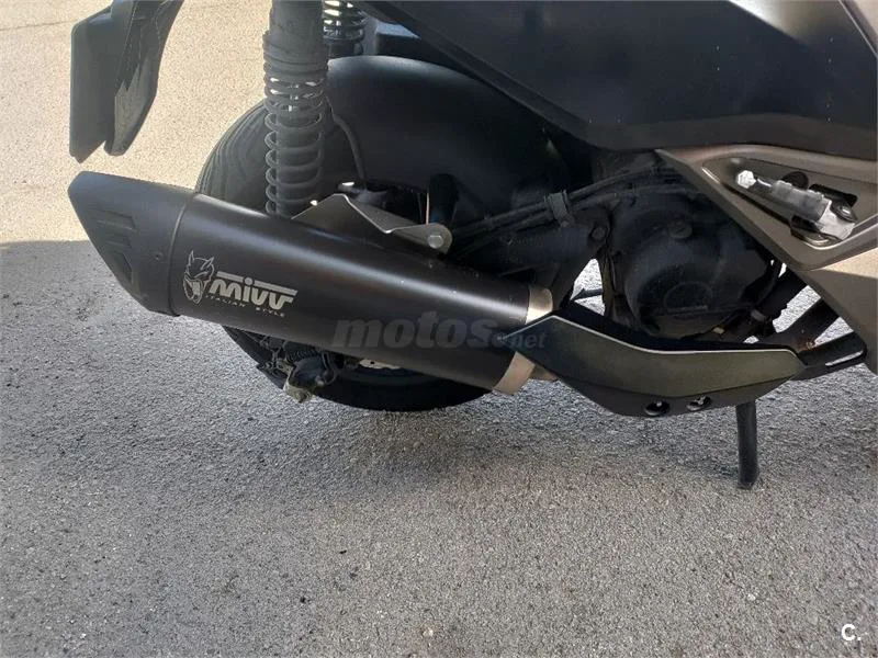 Kymco Xciting S 400 – Vista 3