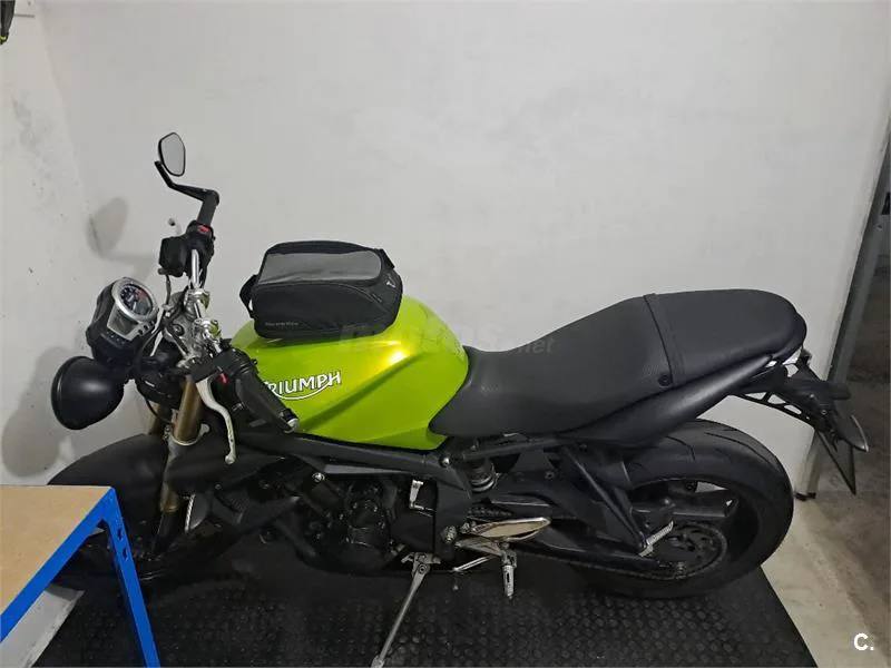 Triumph Street Triple – Vista 7