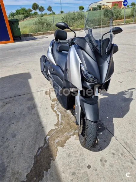 Yamaha XMAX 400 – Vista 5
