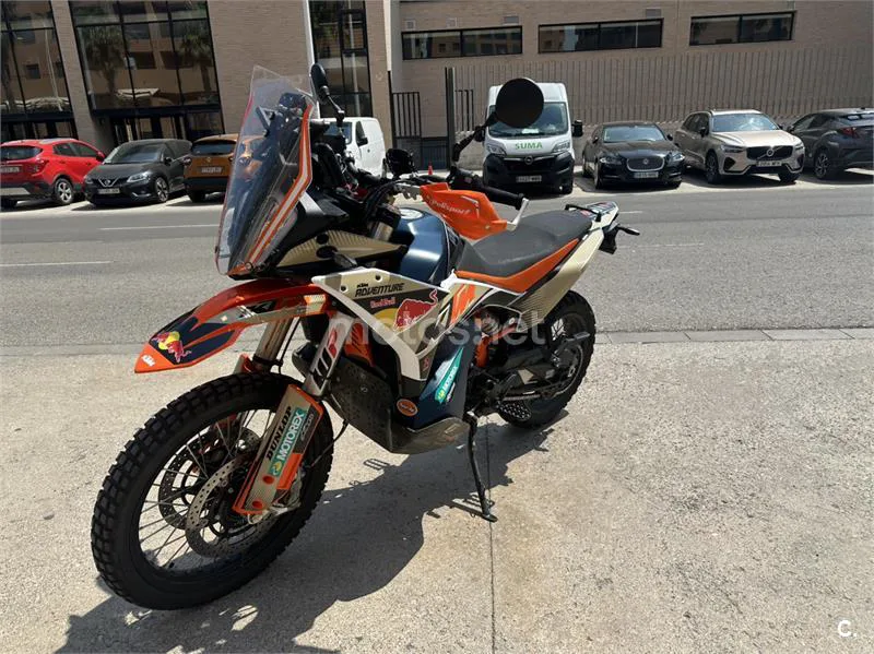 KTM 890 – Vista 2
