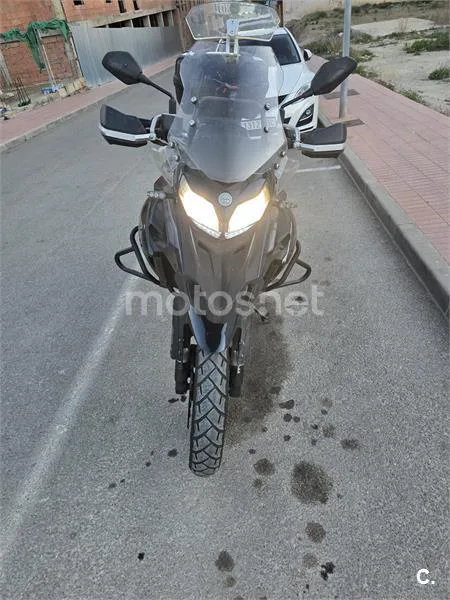 Benelli TRK 502 – Vista 3