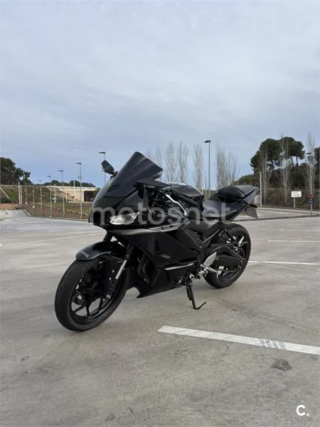 Yamaha R3 – Vista 5