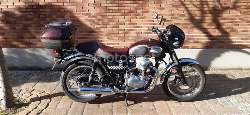 Kawasaki W 650 – Vista 12