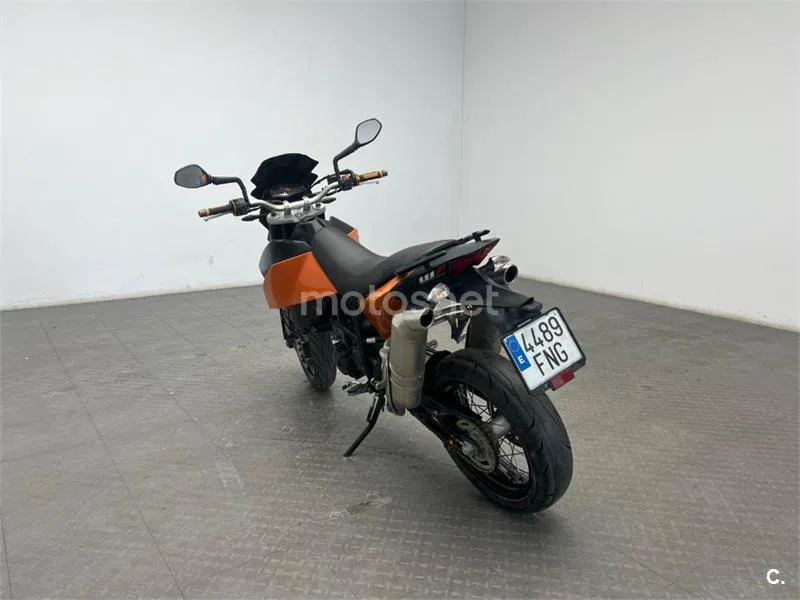 KTM 690 SMC R – Vista 6