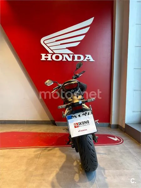 Honda CB 125 R – Vista 4