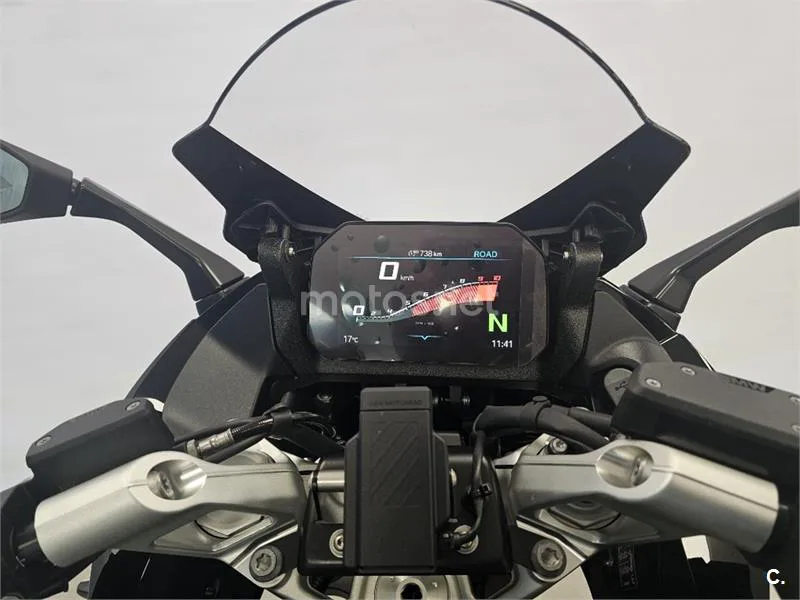 BMW R 1300 RS – Vista 7