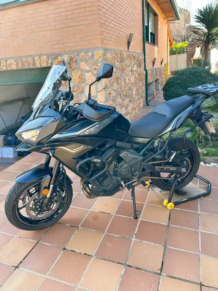 Kawasaki Versys 650 6250 € 2023 Guadalajara - 1
