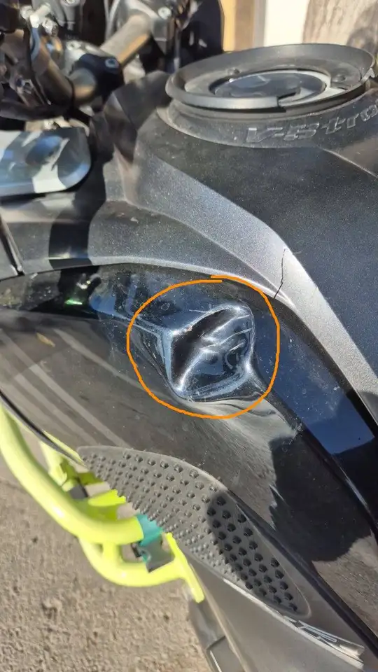 Suzuki V-Strom 1000 - Vista 14