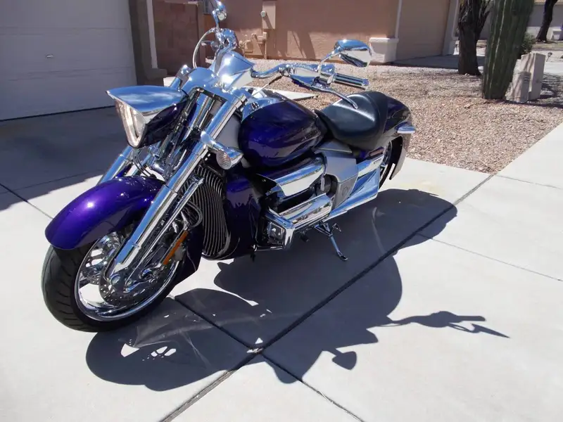 Honda Valkyrie Rune 20.300 € 2005 Lugo - 1