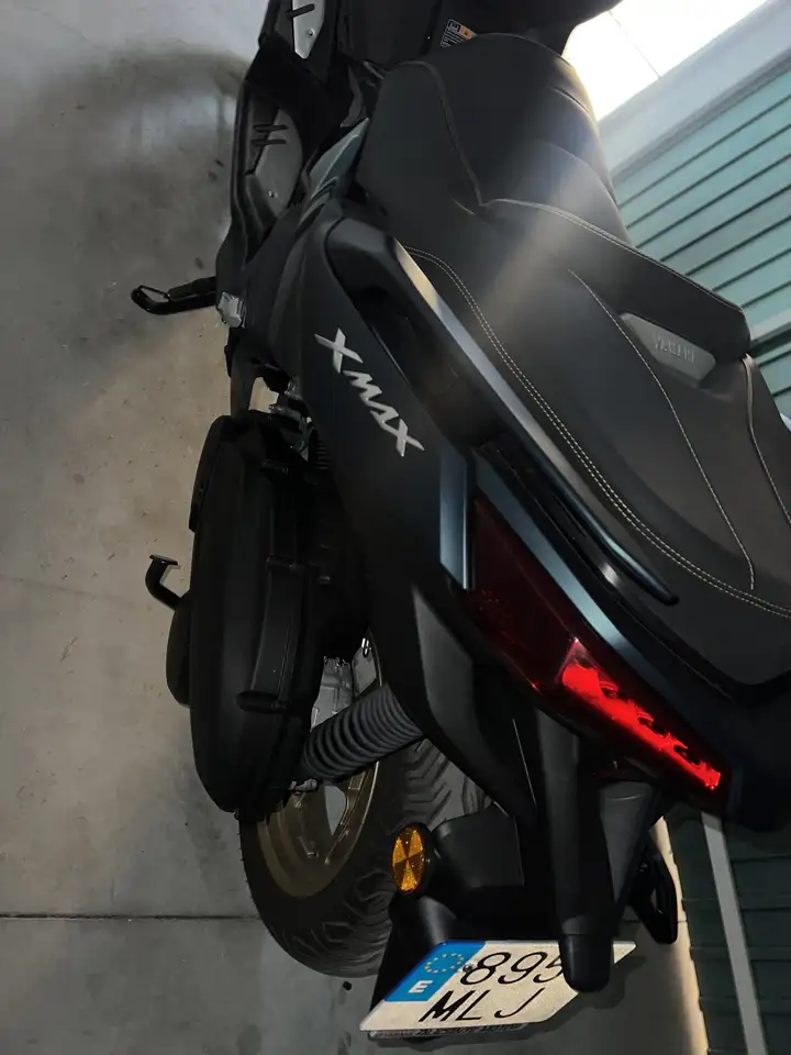 Yamaha XMAX 125 - Vista 6