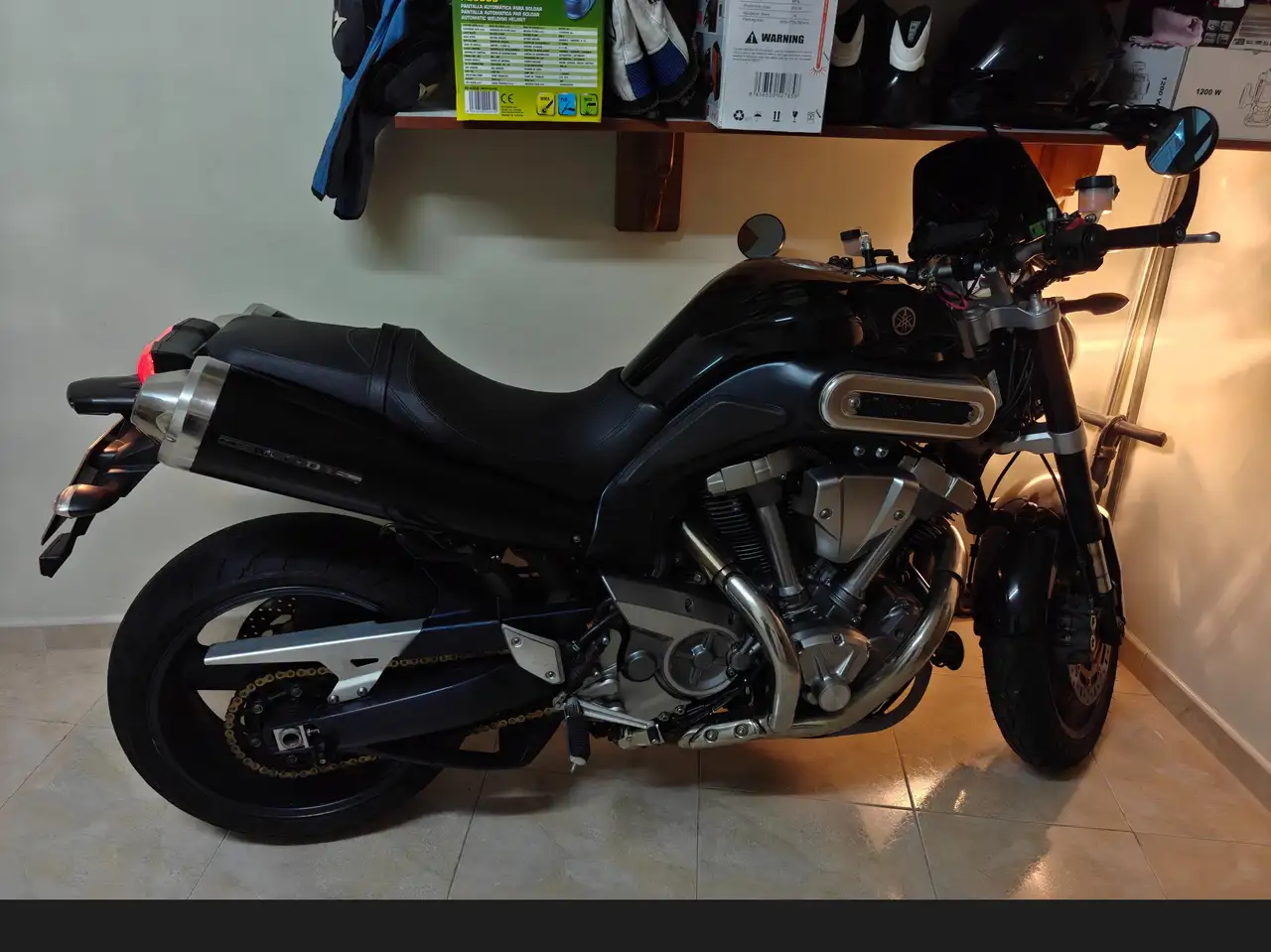 Yamaha MT-01 – Vista 12