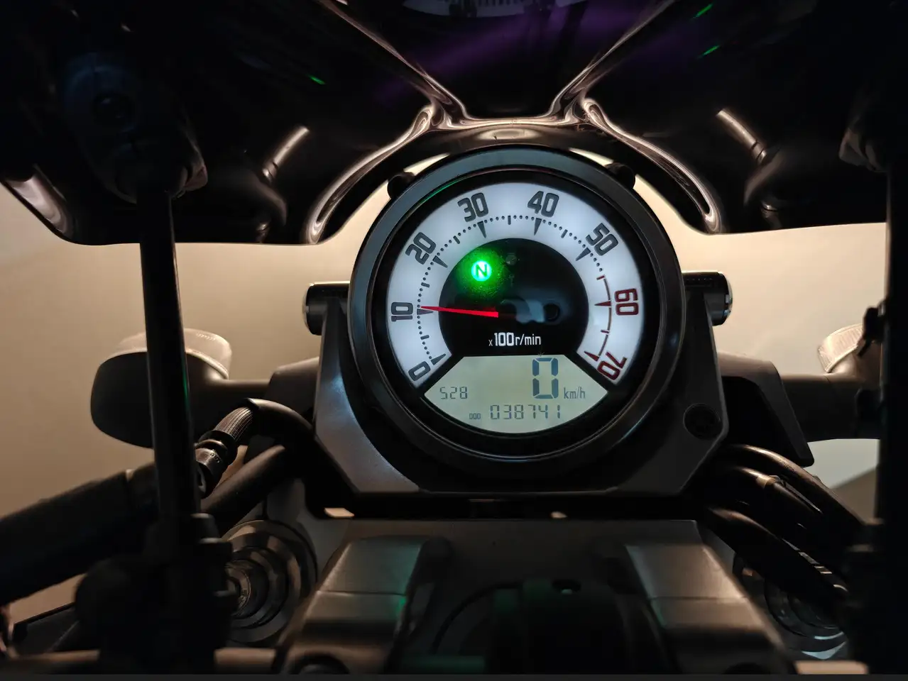 Yamaha MT-01 – Vista 15