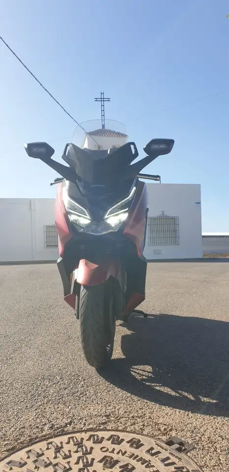 Honda Forza 125 – Vista 4