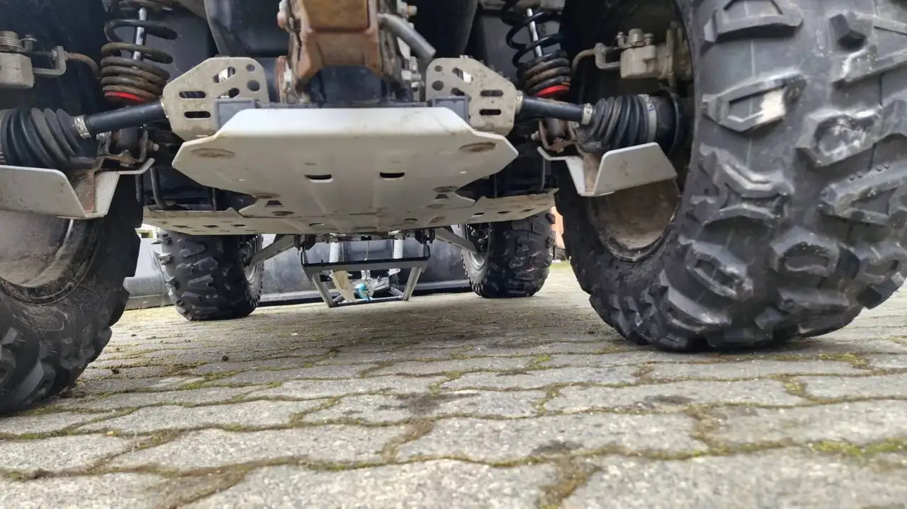 CFMOTO CFORCE 850 - Vista 8