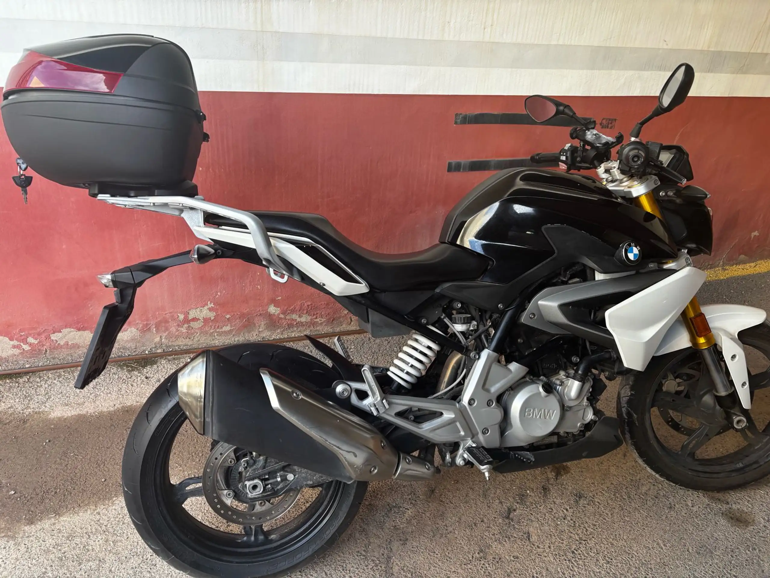 BMW G 310 R – Vista 4
