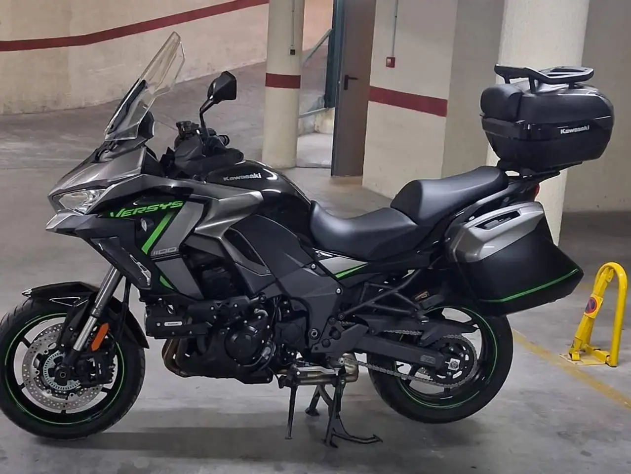 Kawasaki Versys 1100 SE – Vista 2