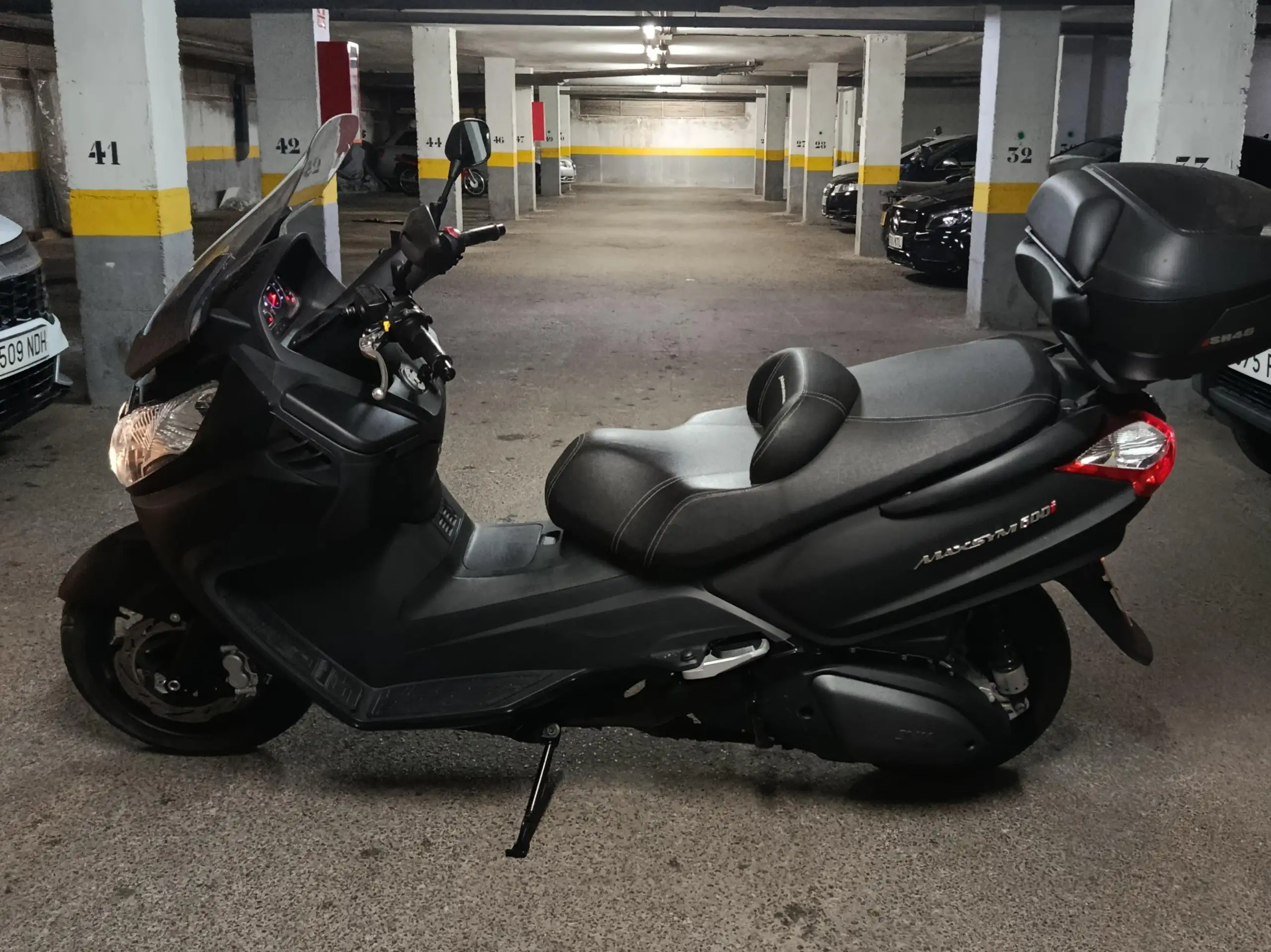 SYM Maxsym 600 – Vista 4