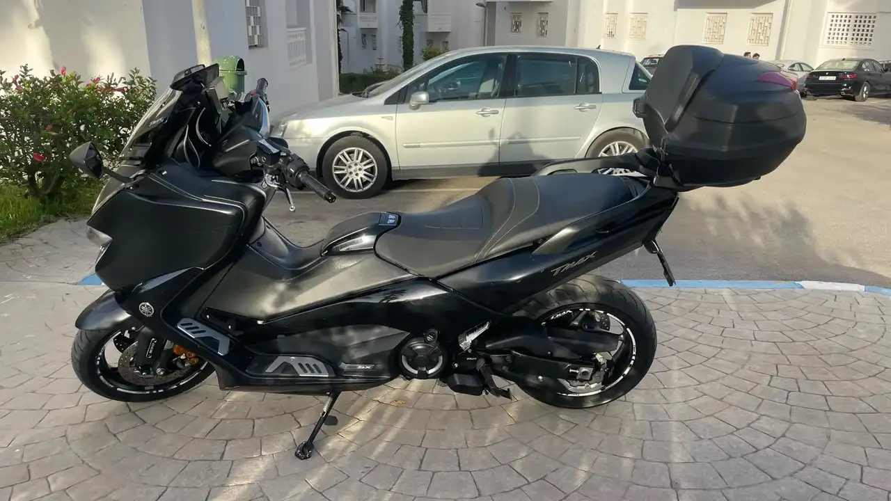 Yamaha TMAX 530 – Vista 3