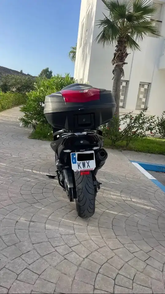 Yamaha TMAX 530 – Vista 6