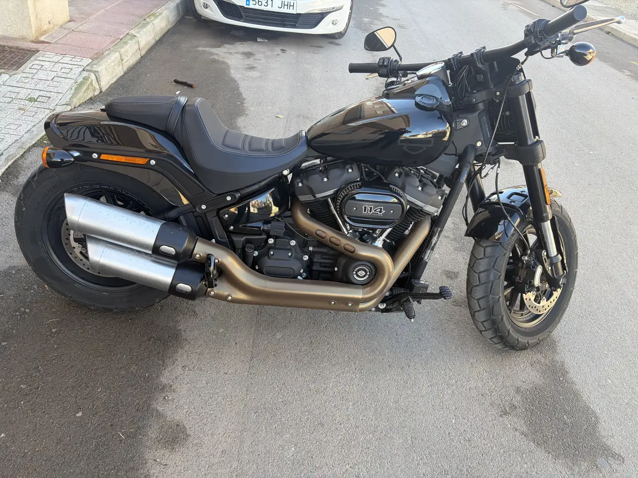 Harley-Davidson Fat Bob – Vista 4
