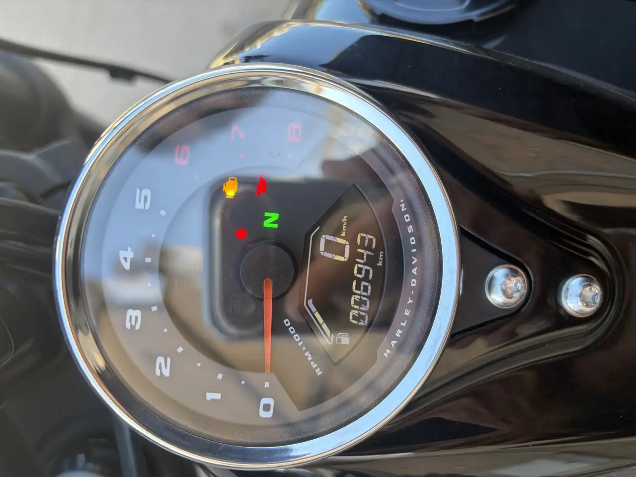 Harley-Davidson Fat Bob – Vista 5
