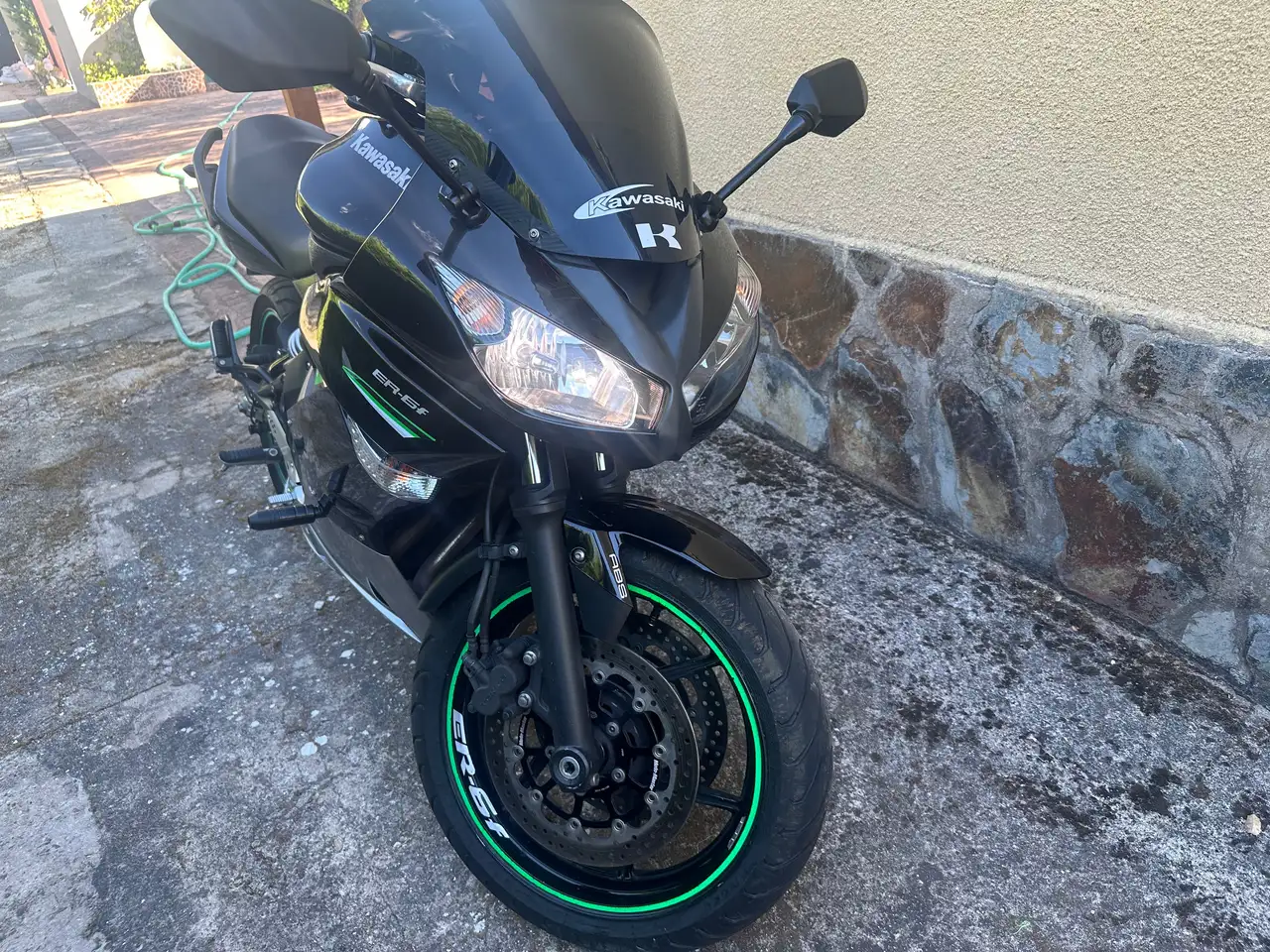 Kawasaki ER-6f - Vista 3