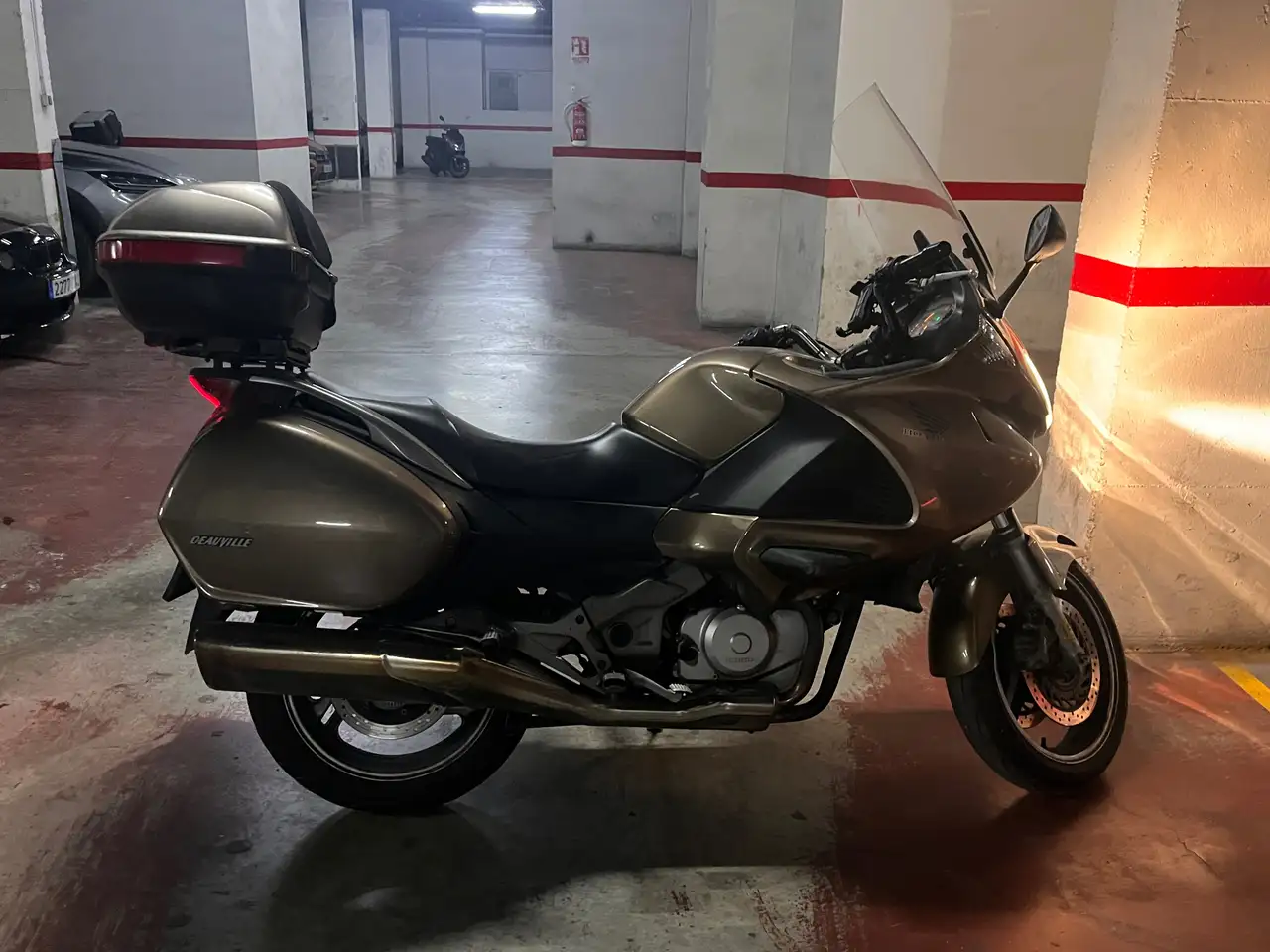 Honda Deauville – Vista 3