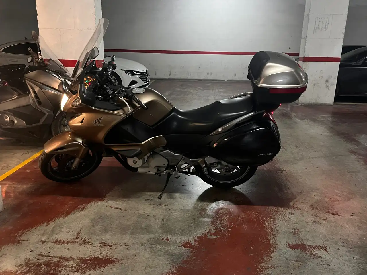 Honda Deauville – Vista 5