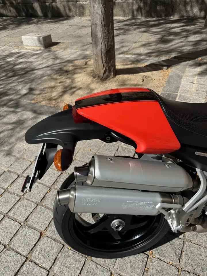 Ducati Monster S2R - Vista 5