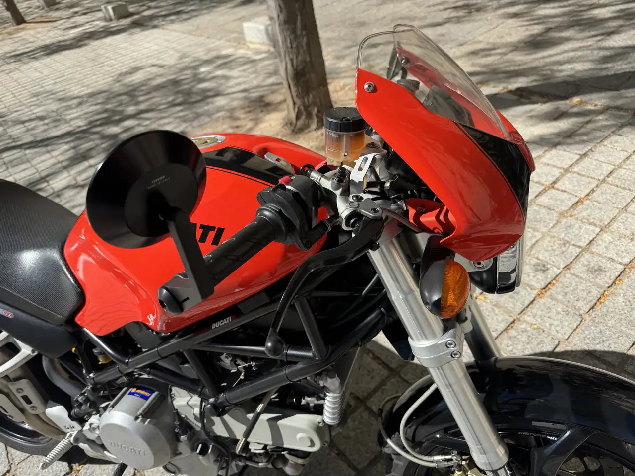 Ducati Monster S2R - Vista 8