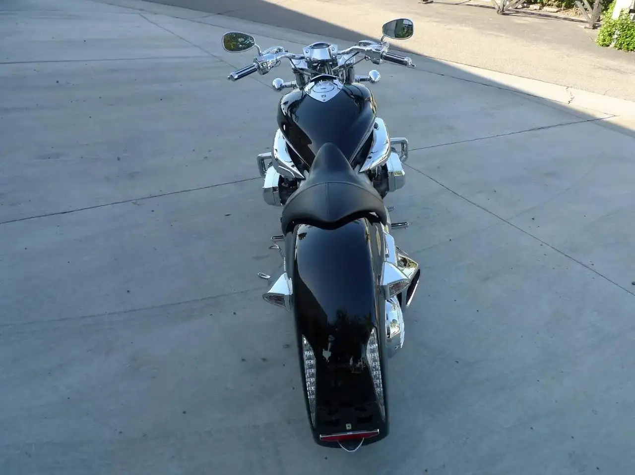 Honda Valkyrie Rune - Vista 15
