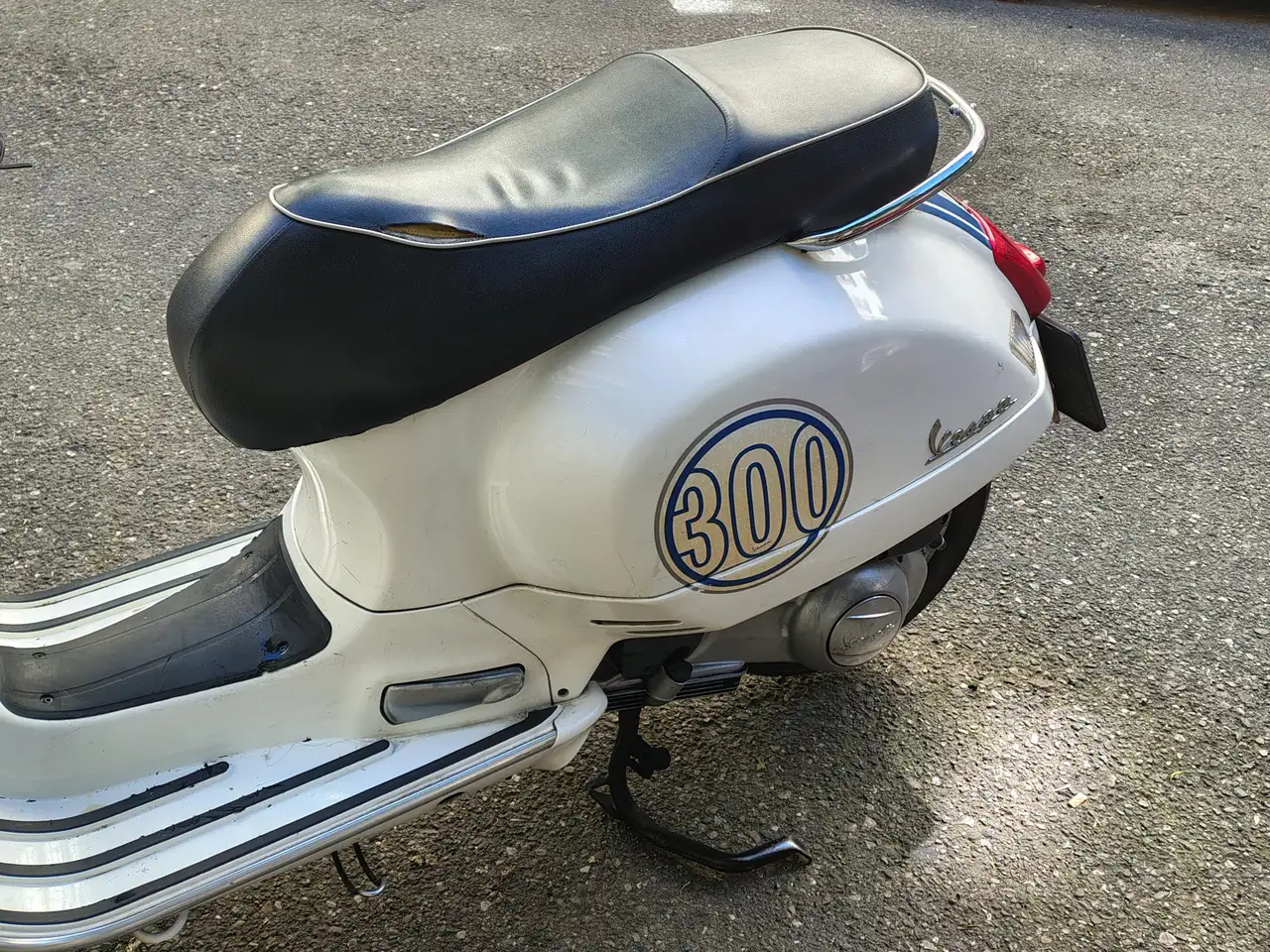 Vespa GTS 300 – Vista 2