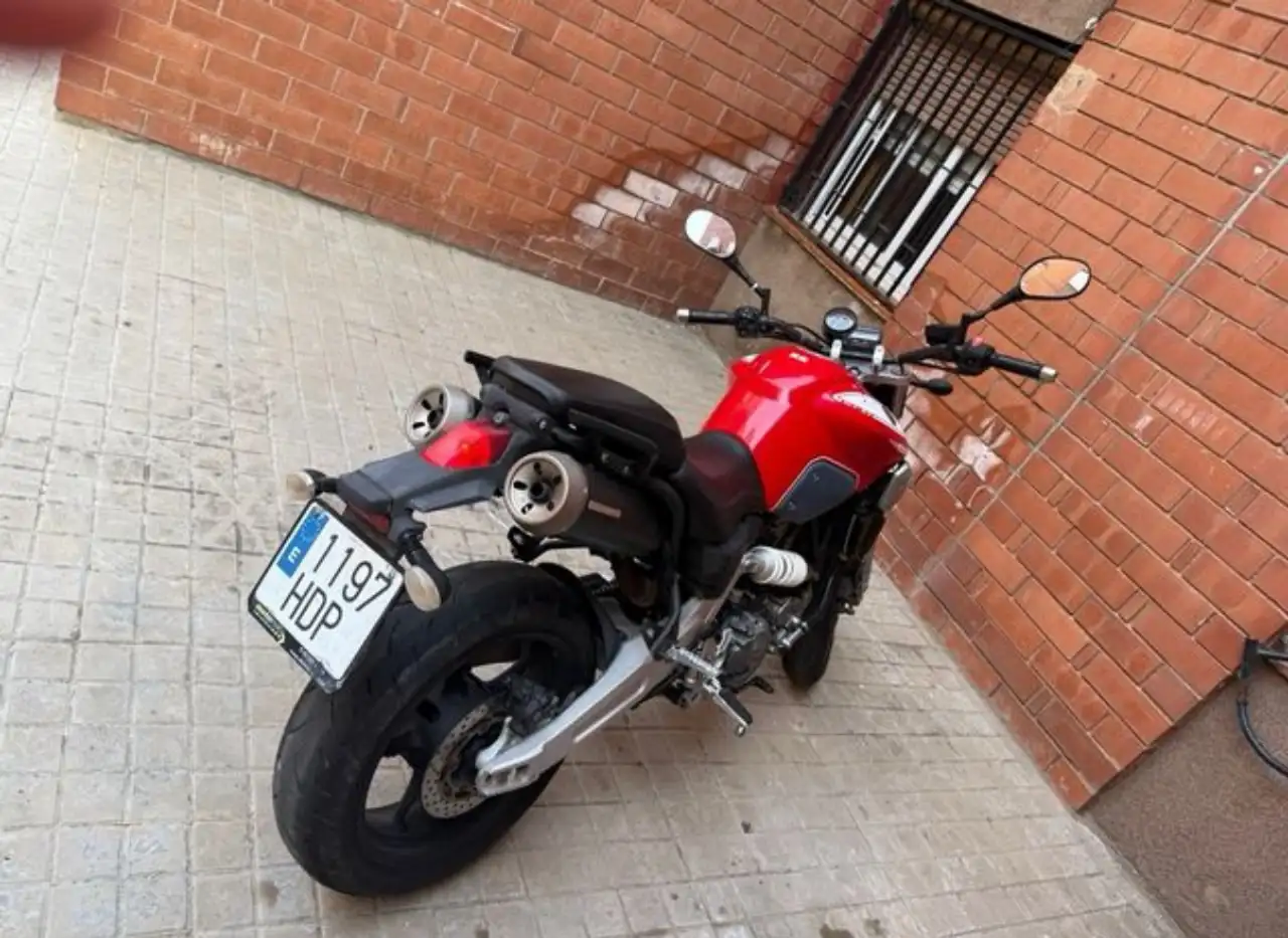 Yamaha MT-03 - Vista 3