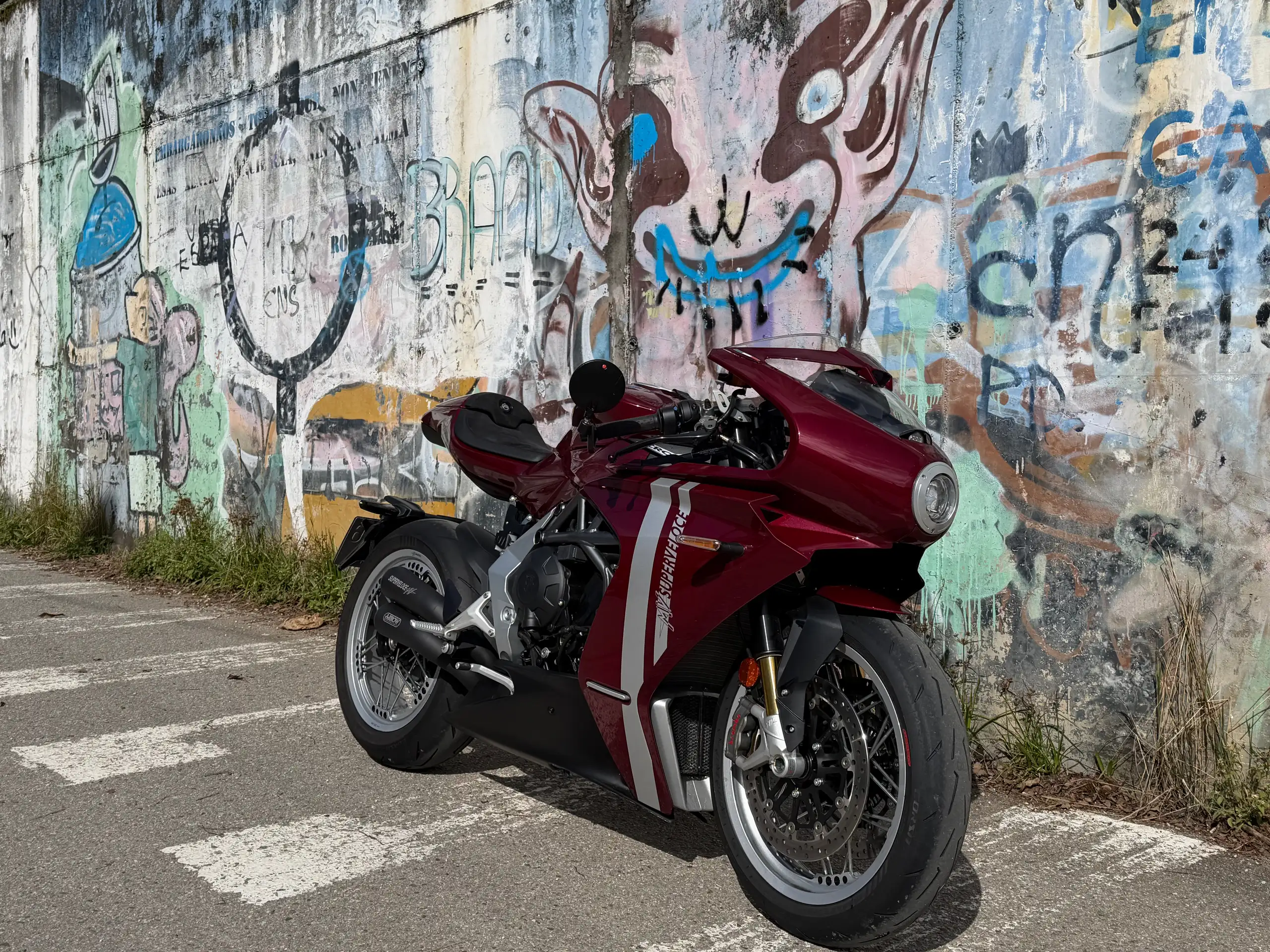 MV Agusta Superveloce 800 – Vista 2