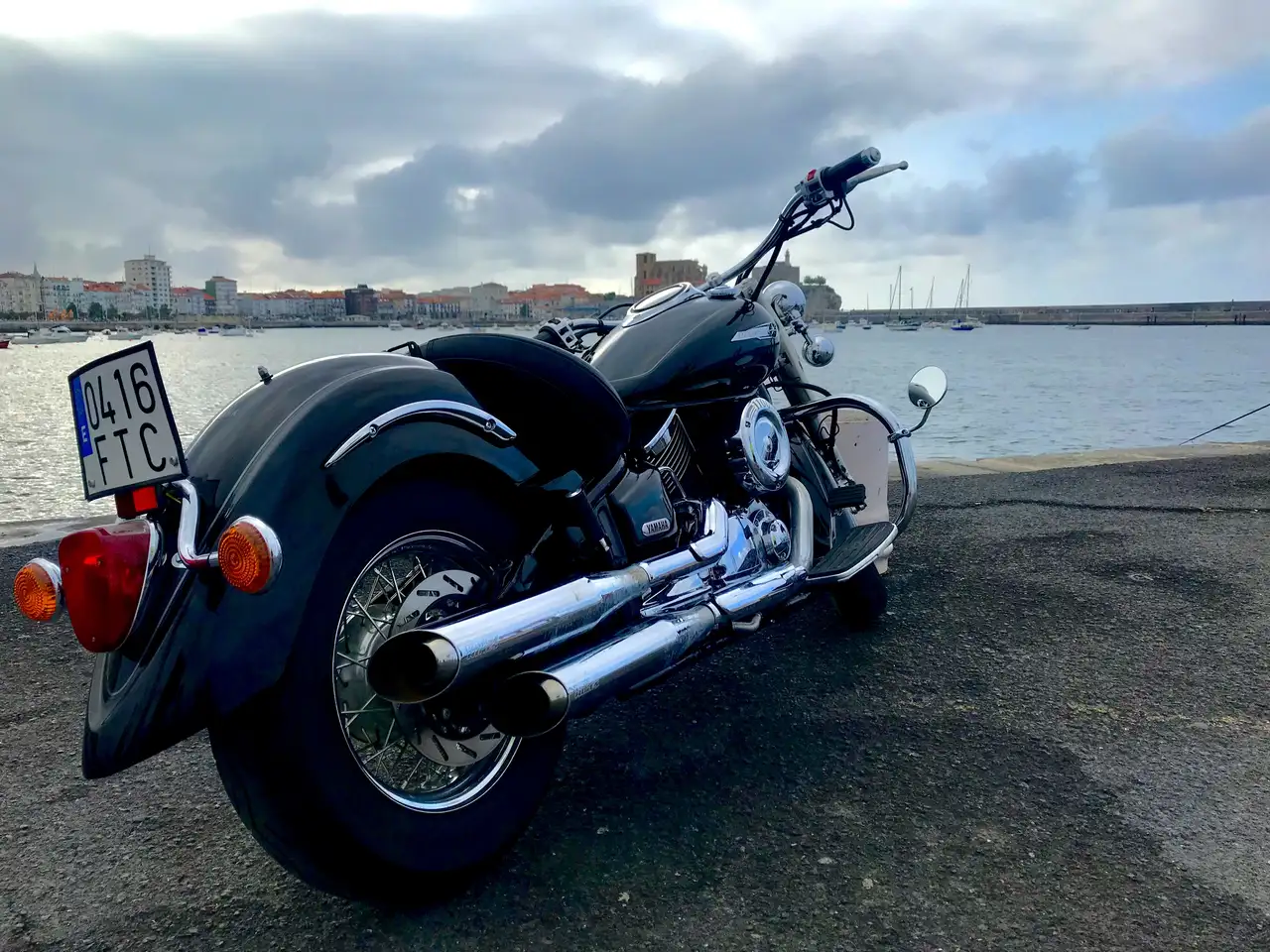 Yamaha XVS 1100 Drag Star – Vista 7