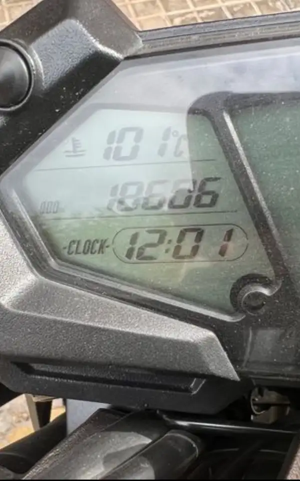Kawasaki Z800 – Vista 4