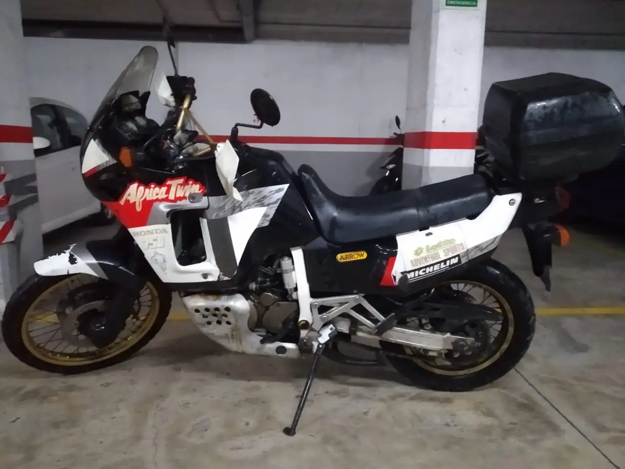 Honda XRV 750 Africa Twin – Vista 4