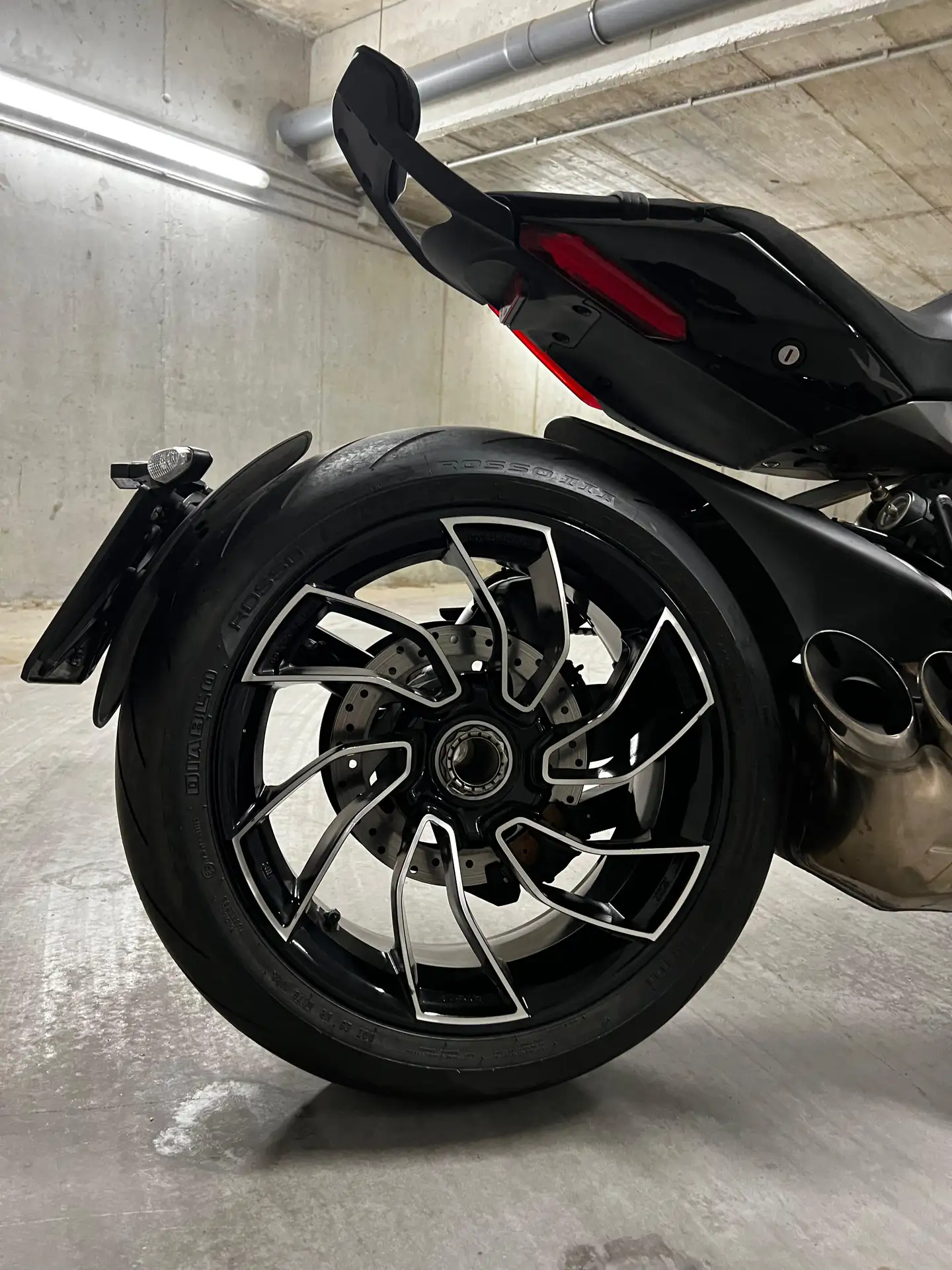 Ducati XDiavel – Vista 9