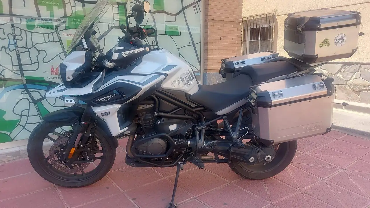 Triumph Tiger 1200 – Vista 4