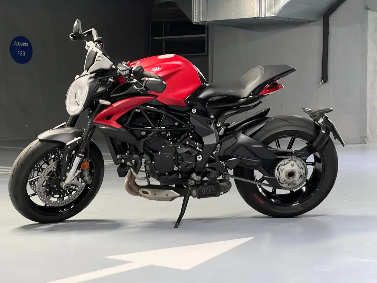 MV Agusta Dragster - Vista 18