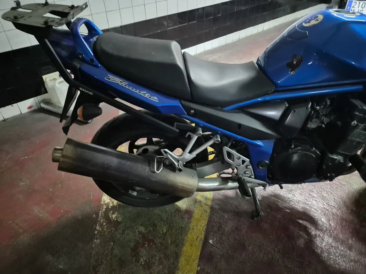 Suzuki Bandit 650 – Vista 6