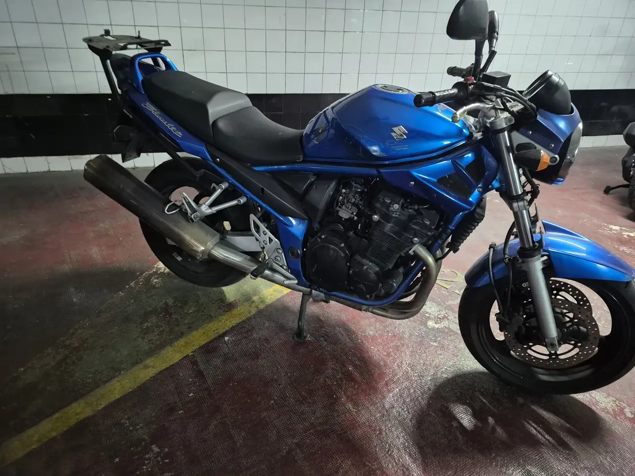 Suzuki Bandit 650 – Vista 8