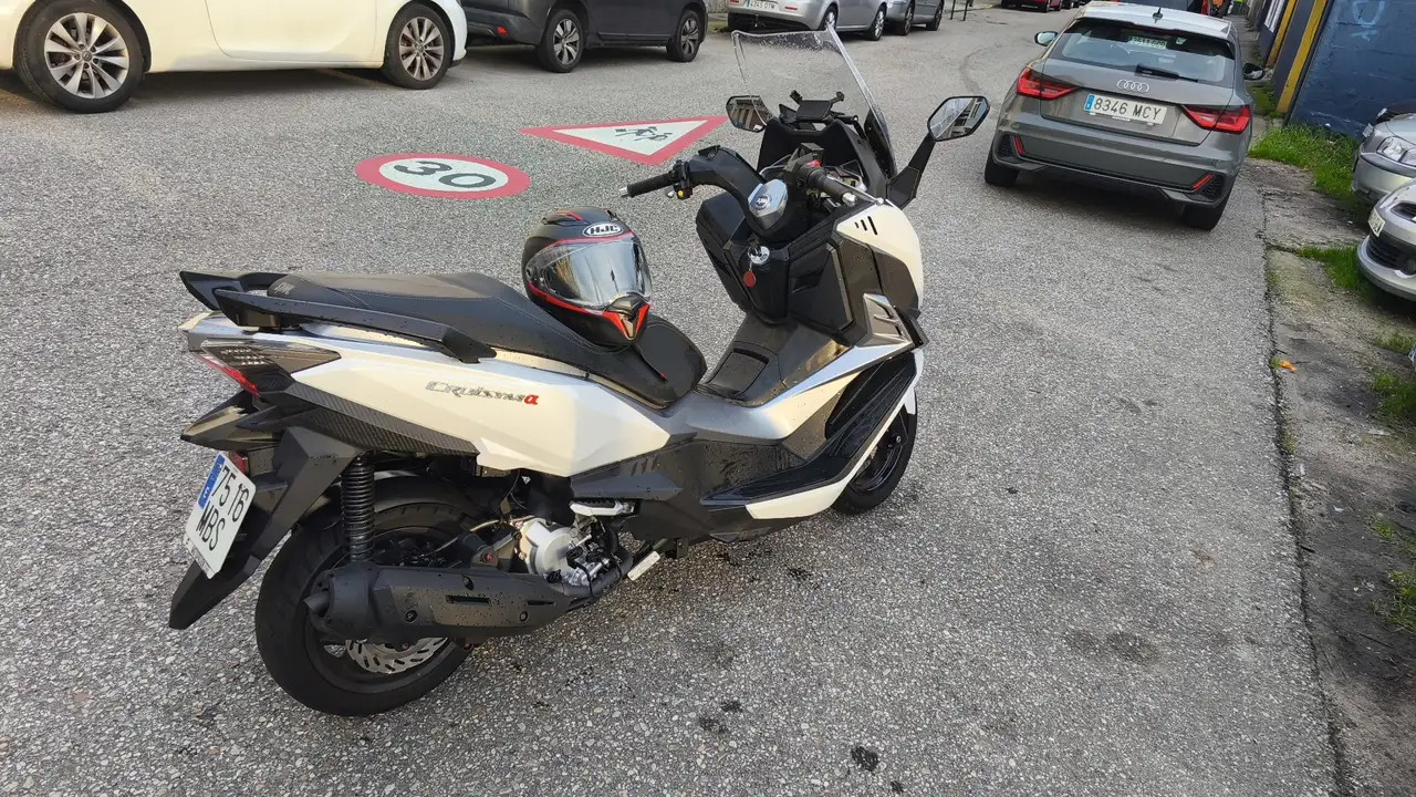 SYM Cruisym 125 – Vista 2