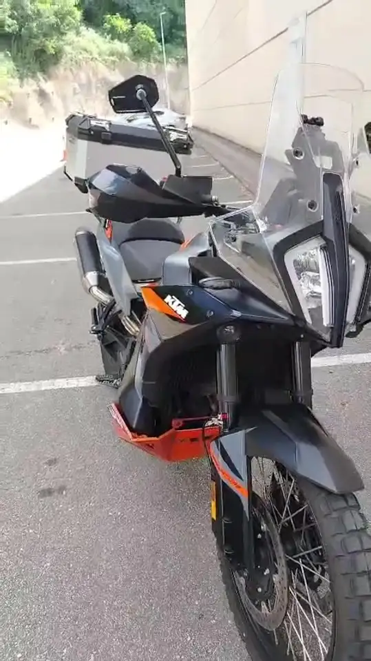 KTM 890 Adventure - Vista 7
