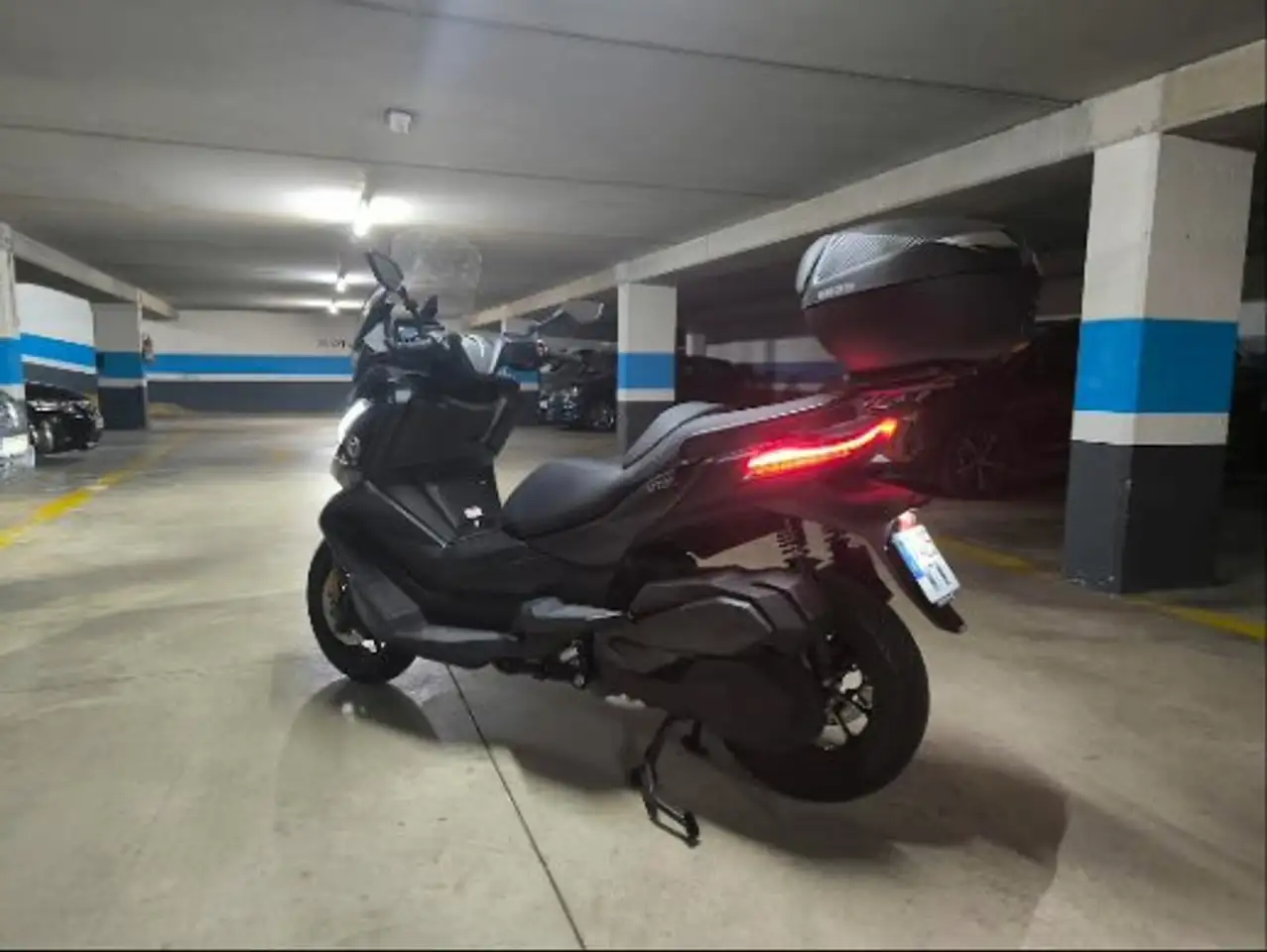 Voge SR4 Max 350 – Vista 3