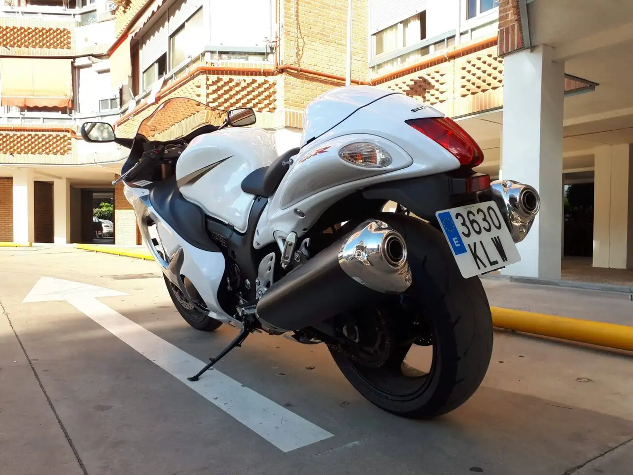 Suzuki Hayabusa - Vista 7
