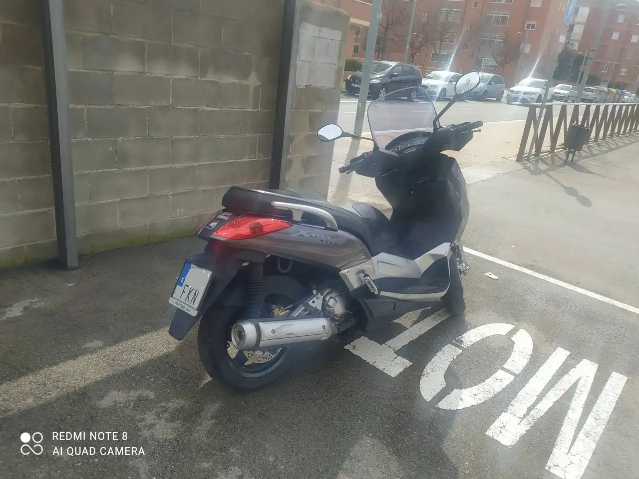 Yamaha XMAX 250 - Vista 3