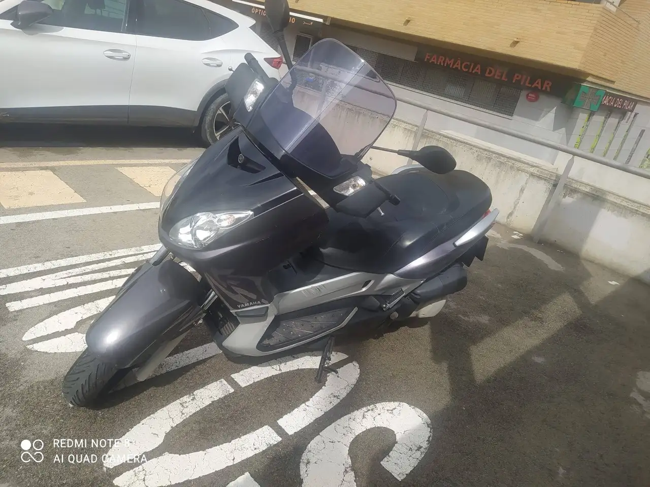 Yamaha XMAX 250 - Vista 5